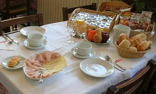 Hotel Albergo Canella  | Fuipiano Valle Imagna | Bergamo | Italia 11