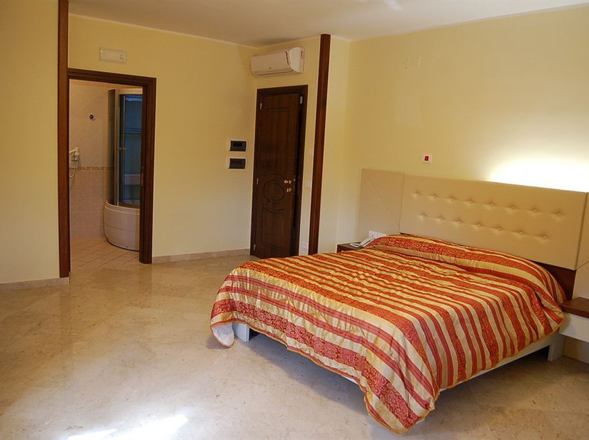 Hotel Insonnia  | Agropoli | Salerno | Italia 2