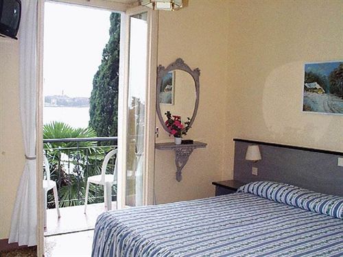 Villa Ruscello  | Baveno | Verbano-Cusio-Ossola | Italia 1