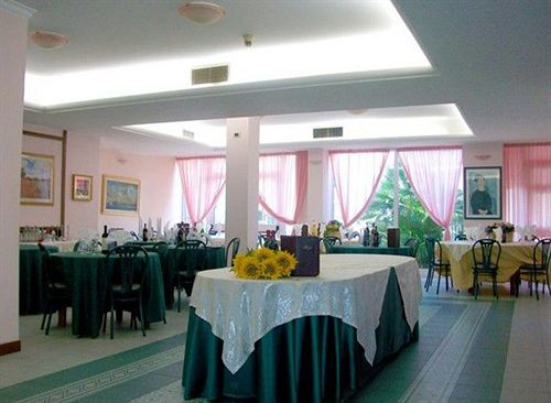 Hotel Mediterraneo  | Martinsicuro | Teramo | Italia 14