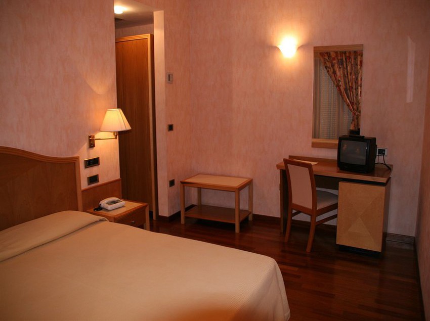 Hotel Lory  | Celano | L'Aquila | Italy 13
