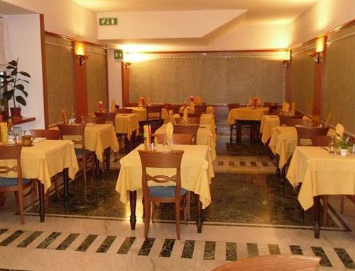 Hotel Centrale  | San Pellegrino Terme | Bergamo | Italia 3