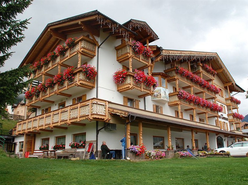Hotel Latemar Spitze Vigo di Fassa