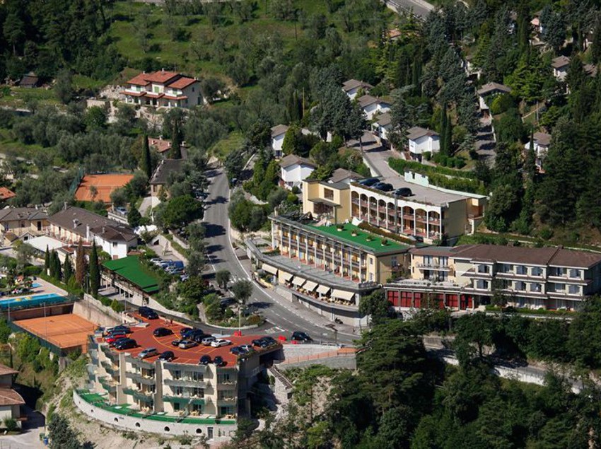 Hotel Village Bazzanega Tremosine Brescia