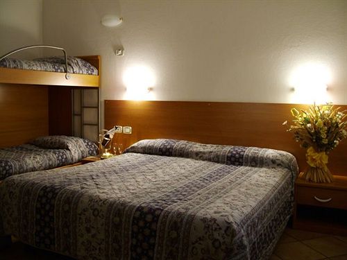 Hotel Milano  | Piazzatorre | Bergamo | Italia 16