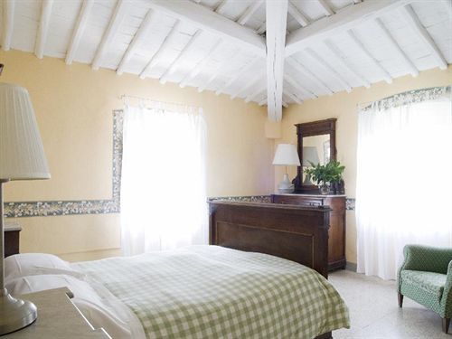 Pensione Fattoria Di Bacchereto -  Guest House  | Carmignano | Prato | Italia 20