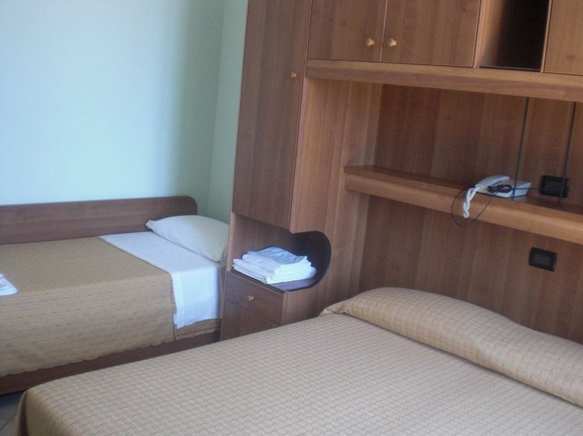 Hotel La Caravella  | Roma | Roma | Italia 3