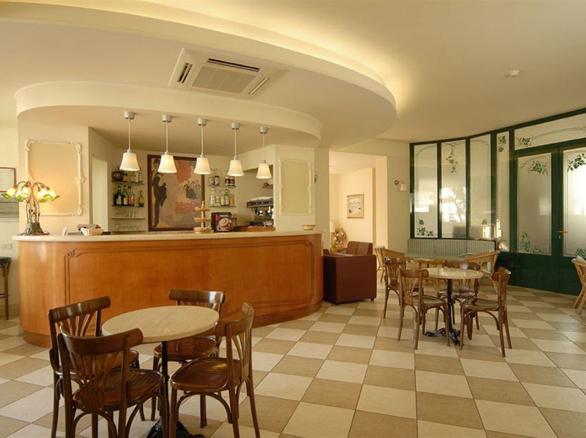 Hotel Mocambo  | San Benedetto del Tronto | Ascoli Piceno | Italia 2