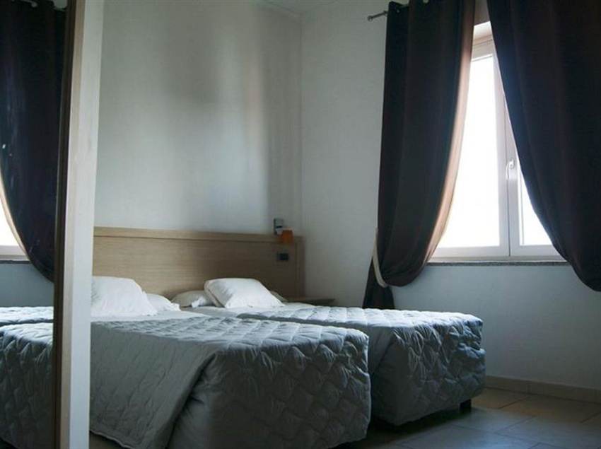 Hotel Del Mare  | Fiumicino | Roma | Italia 1