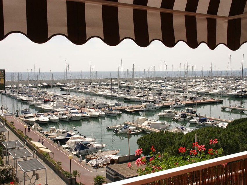 Hotel Ancora Riviera  | Lavagna | Genova | Italia 2