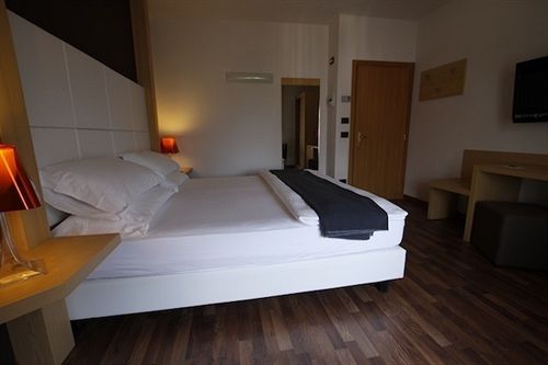 Hotel Corona Dolomites  | Andalo | Trento | Italia 12