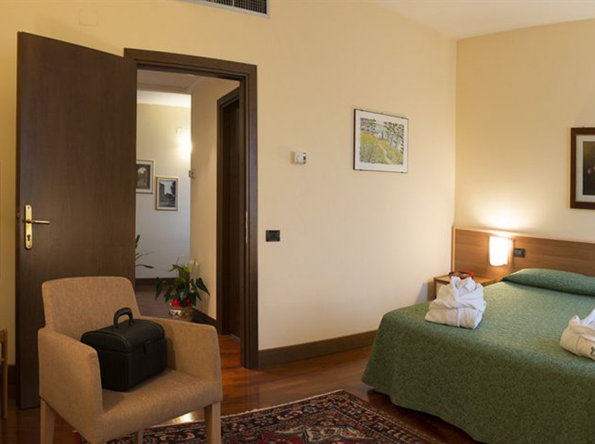 Hotel Torresi  | Potenza Picena | Macerata | Italia 16