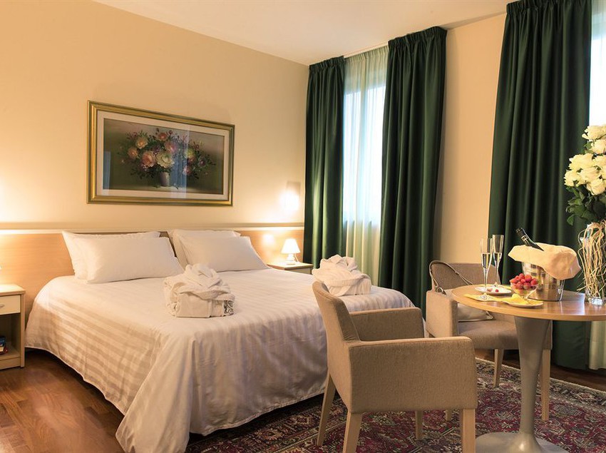 Hotel Torresi  | Potenza Picena | Macerata | Italia 9