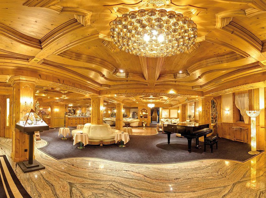 Hotel Vier Jahreszeiten  | Silandro | Bolzano | Italia 1