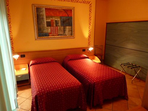 Villa Rosa  | Sirmione | Brescia | Italia 13