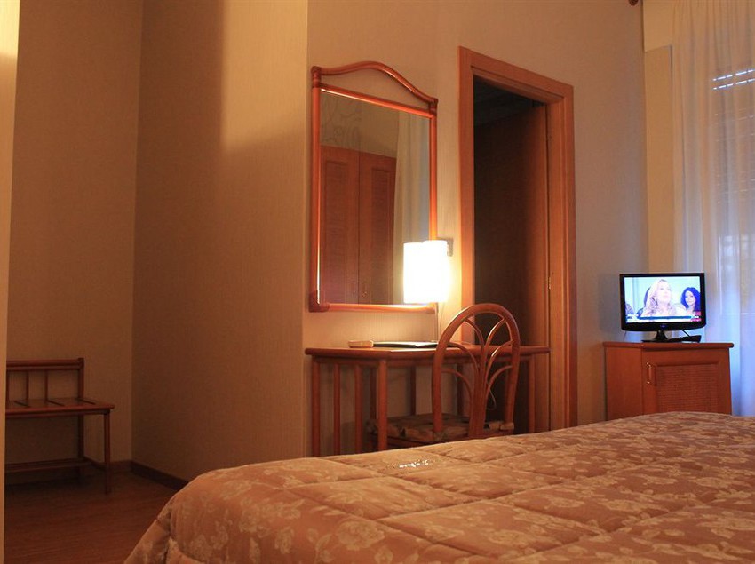 Hotel Kristina  | Imperia | Imperia | Italia 11