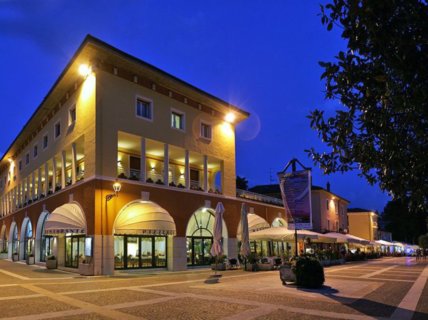 Hotel Vela D' Oro  | Bardolino | Verona | Italia 1