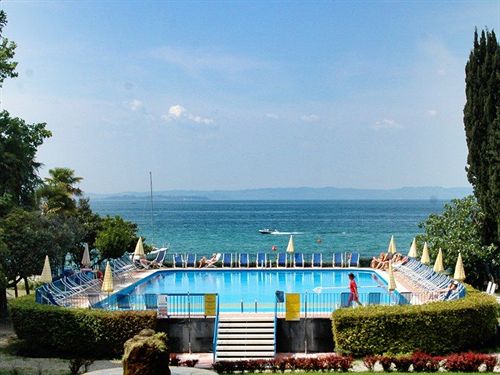 Hotel Vela D' Oro  | Bardolino | Verona | Italia 2