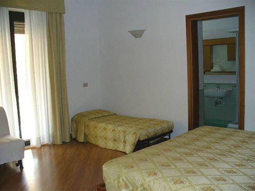Hotel Ideal  | Sirmione | Brescia | Itália 6