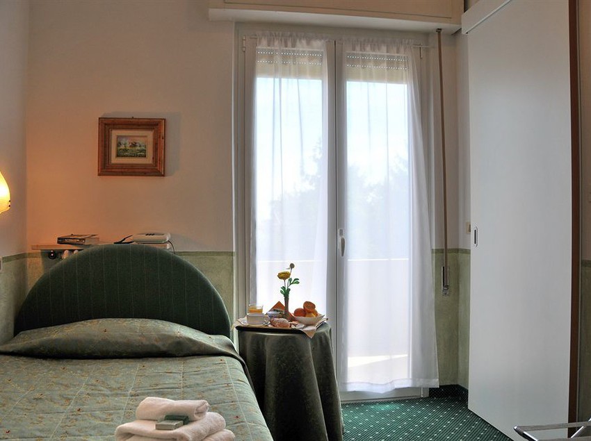 Hotel Astoria  | Desenzano del Garda | Brescia | Italia 19