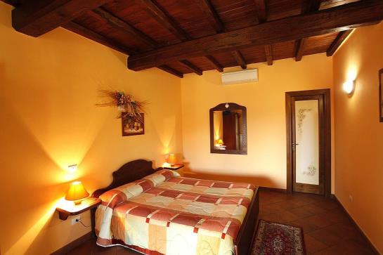 Hotel Fattoria Poggio Nebbia - Tarquinia 