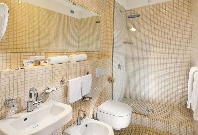 Hotel Milano  | Toscolano Maderno | Brescia | Italia 1