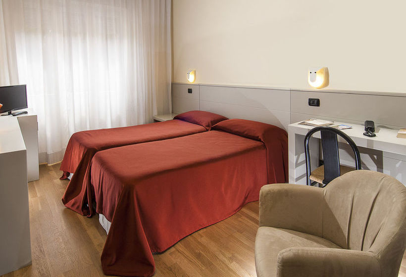 Hotel Milano  | Toscolano Maderno | Brescia | Italia 11