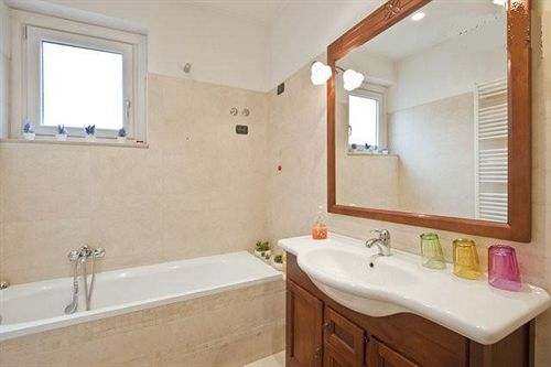 Hotel Stasera A Casa Da M.e.  | Roma | Roma | Italia 10