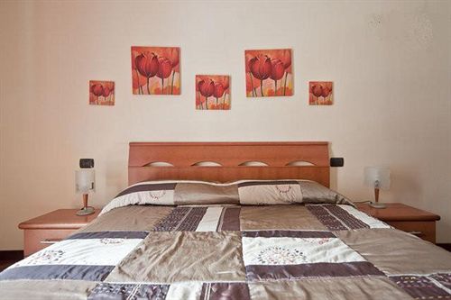 Hotel Stasera A Casa Da M.e.  | Roma | Roma | Italia 7