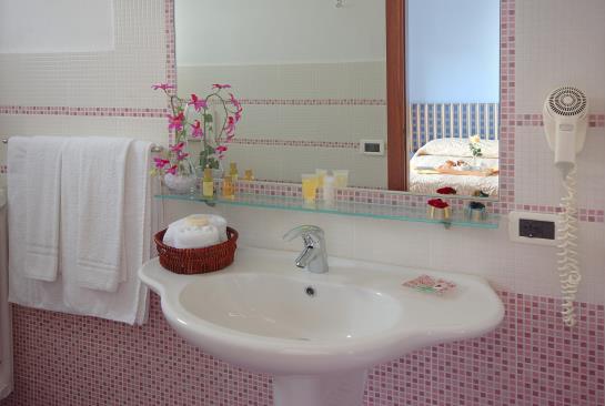 Hotel Iris  | Forio d'Ischia | Napoli | Italia 7