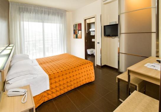 Hotel Taormina  | San Benedetto del Tronto | Ascoli Piceno | Italia 10