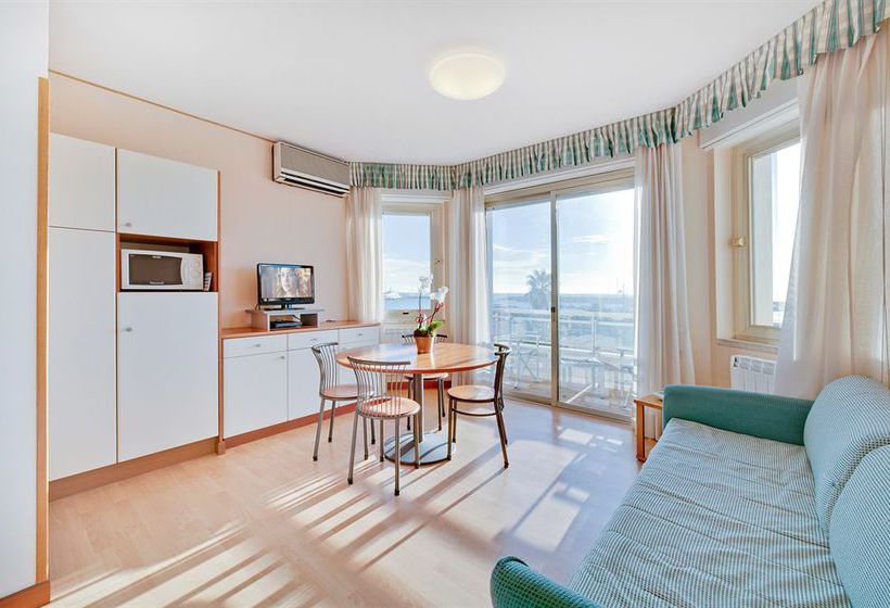 Residence Dei Due Porti  | Sanremo | Imperia | Italia 19