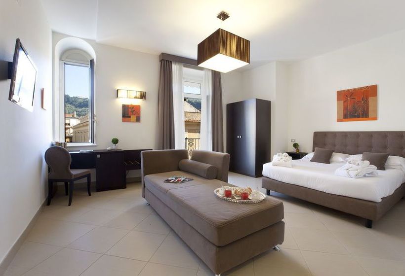 Pensione La Piazzetta Guest House  | Sorrento | Napoli | Italia 12