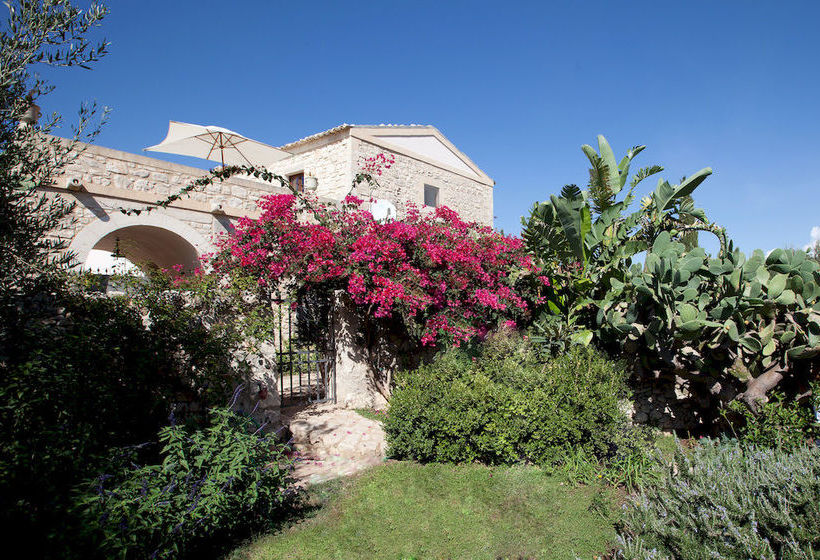 Hotel Tenuta Cammarana  | Ragusa | Ragusa | Italia 1