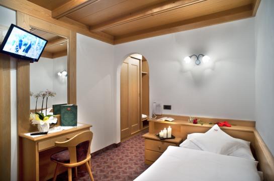 Hotel Ladinia  | Pozza di Fassa | Trento | Italia 10