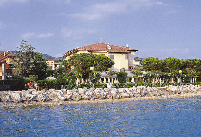 Hotel Du Lac