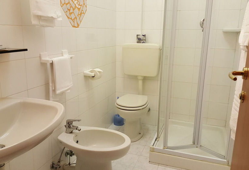 Hotel Primavera  | Moncalieri | Torino | Italia 9