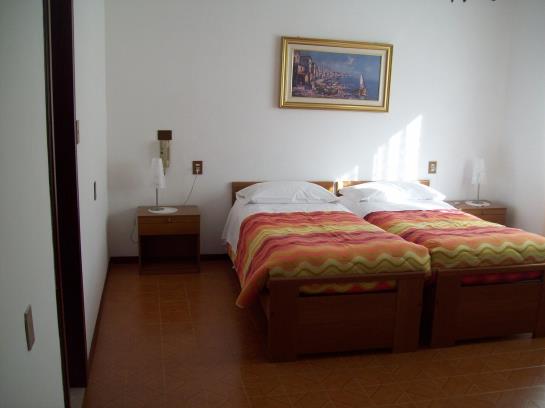Hotel Albergo Garni Francesco  | Nago Torbole | Trento | Italia 8