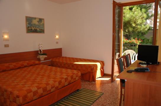 Hotel Adria  | Lignano Sabbiadoro | Udine | Italia 16