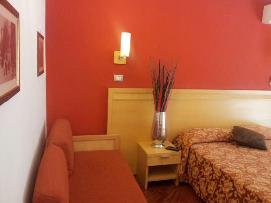 Hotel Catania Crossing B-b Rooms - Comforts  | Catania | Catania | Italia 7