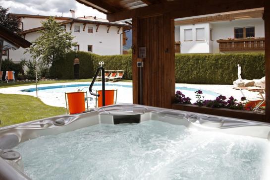 Hotel Hubertushof  | Naz-Sciaves | Bolzano | Italia 2