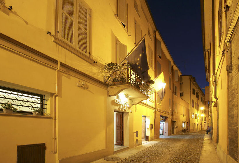 Hotel Cervetta 5 Módena