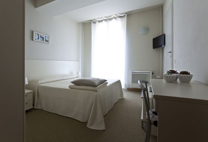 Hotel Cervetta 5  | Modena | Modena | Italia 1