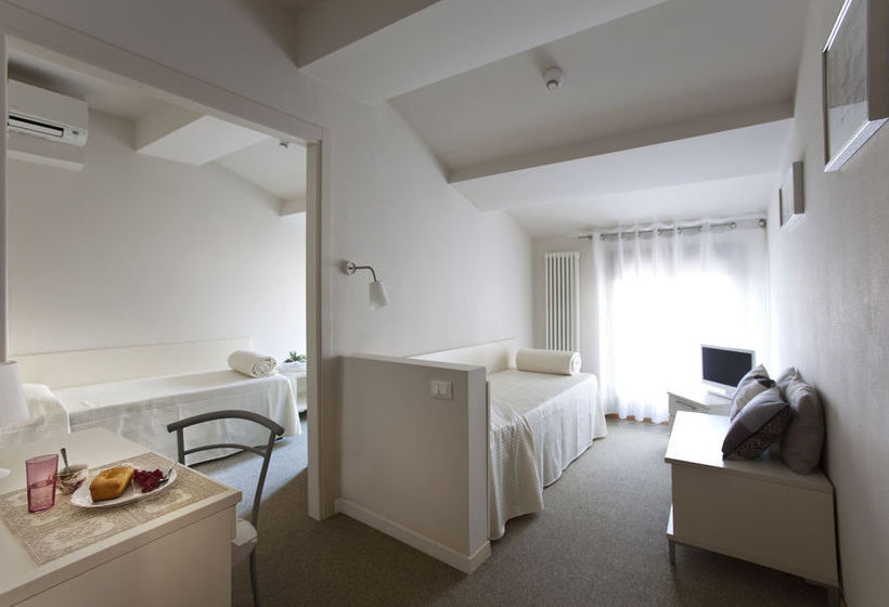 Hotel Cervetta 5  | Modena | Modena | Italia 2