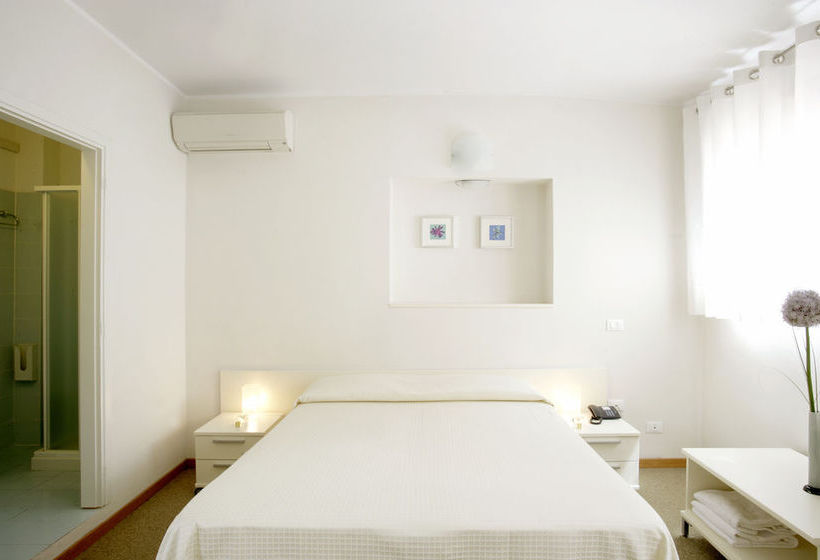 Hotel Cervetta 5  | Modena | Modena | Italia 3