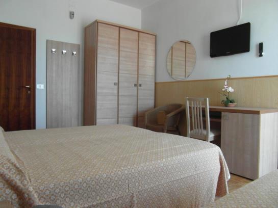 Hotel Donatello  | Cesenatico | Forlì-Cesena | Italia 3