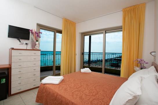Adria Hotel Beach Club  | Cesenatico | Forli-Cesena | Italia 15
