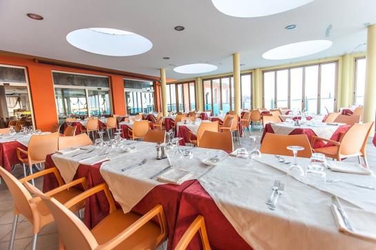 Adria Hotel Beach Club  | Cesenatico | Forli-Cesena | Italia 17