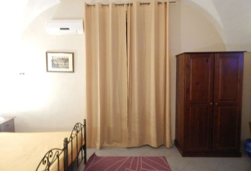 Pensione Guest House Albatro Rooms  | Catania | Catania | Italia 14