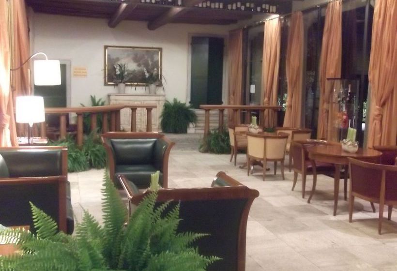 Hotel Villa Policreti  | Aviano | Pordenone | Italia 13